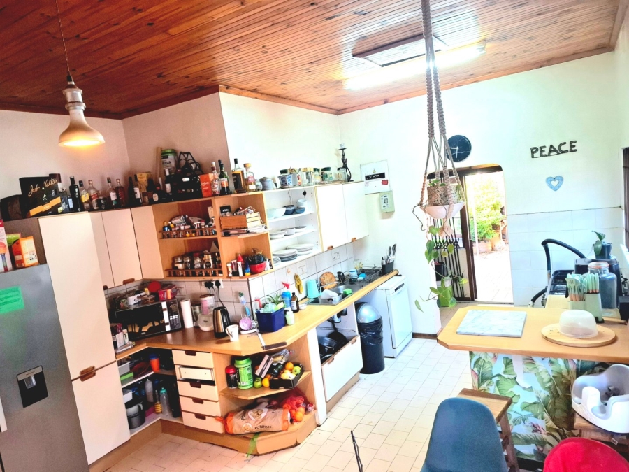 5 Bedroom Property for Sale in Oakdale Western Cape